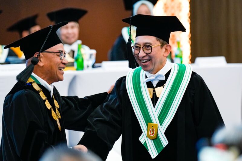 Universitas Nasional (Unas) mengukuhkan Menteri Kebudayaan Fadli Zon sebagai Profesor Kehormatan (Prof. Hon) dalam Sidang Terbuka Senat Akademik yang digelar di Auditorium Universitas Nasional, Jakarta, Rabu (11/2).