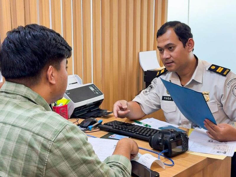 Pemasyarakatan (Ditjenpas) memberikan Remisi Khusus (RK) dan Pengurangan Masa Pidana (PMP) Khusus Hari Raya Imlek 2026 kepada 44 warga binaan pemeluk agama Konghucu di seluruh Indonesia, Rabu (18/2).