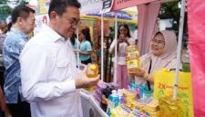 Menteri Perdagangan Budi Santoso membuka pasar murah di lingkungan Kementerian Perdagangan, Jakarta, Rabu (19/2), sebagai upaya menjaga stabilitas harga barang kebutuhan pokok (bapok) menjelang Ramadan 2026.