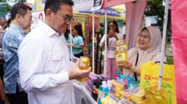 Menteri Perdagangan Budi Santoso membuka pasar murah di lingkungan Kementerian Perdagangan, Jakarta, Rabu (19/2), sebagai upaya menjaga stabilitas harga barang kebutuhan pokok (bapok) menjelang Ramadan 2026.