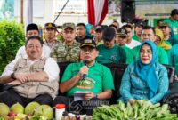 Foto: Pemkot Administrasi Jakarta Pusat bersama TP PKK Kota Administrasi Jakarta Pusat melakukan penanaman bibit cabai serentak di Taman Urban Farming Dahlia, Cempaka Putih, Jumat (20/2/2026)