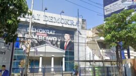 Sengketa perdata atas sebidang tanah dan bangunan rumah tinggal seluas 800 meter persegi di Jalan Kertajaya Indah Nomor 82, Kota Surabaya, kembali menjadi sorotan