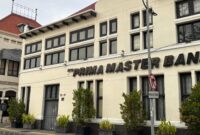 Lembaga Penjamin Simpanan (LPS) menegaskan komitmennya untuk mengutamakan layanan dan perlindungan kepada nasabah dalam penanganan BPR Prima Master Bank, yang izin usahanya dicabut sejak 27 Januari 2026.