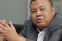 Analis komunikasi politik Hendri Satrio atau Hensa menilai terdapat perbedaan persepsi netizen terhadap Sekretaris Kabinet Teddy Indra Wijaya dan Menteri Keuangan Purbaya Yudhi Sadewa di tengah dinamika awal pemerintahan Presiden Prabowo Subianto.