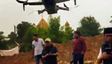 Foto: Tangkapan Layar Video Warga di lokasi Perumahan Sutera Rasuna, Kunciran Jaya, Kecamatan Pinang, Kota Tangerang. (Dok-Istimewa)