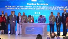 Pemerintah Indonesia dan Uni Eropa menandatangani Joint Announcement sebagai bentuk komitmen bersama untuk terus memperkuat dialog dan kerja sama ekonomi, khususnya di bidang sertifikasi halal dan fasilitasi perdagangan.