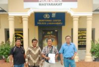 Foto: Sekitar 50 Kepala Keluarga (KK) Dusun Sei Mambang Hilir II, Desa Sei Tampang, Kecamatan Bilah Hilir, Kabupaten Labuhanbatu, menyampaikan surat keberatan resmi kepada Kapolres Polres Labuhanbatu menyusul aksi penyetopan armada angkutan barang yang terjadi pada 17–19 Februari 2026 di Simpang HSJ. (Dok-Istimewa)