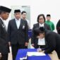 Sekretaris Jenderal Ombudsman RI, Suganda Pandapotan Pasaribu, melantik enam pejabat administrator, pengawas, dan fungsional di lingkungan Sekretariat Jenderal Ombudsman RI, Senin (2/3/2026).
Pelantikan yang digelar di Gedung Ombudsman RI, Jakarta Selatan, tersebut merupakan bagian dari mutasi dan promosi jabatan guna memperkuat kinerja organisasi.