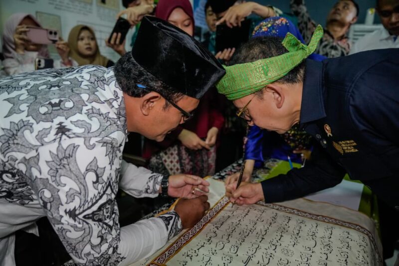 ruang pamer Museum Sejarah Al-Qur’an di Kecamatan Percut Sei Tuan, Kabupaten Deli Serdang, Sumatra Utara, Selasa (10/3)