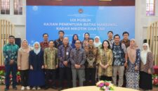 Menteri Koordinator Bidang Pembangunan Manusia dan Kebudayaan (Menko PMK) Pratikno membuka Uji Publik Kajian Penentuan Batas Maksimal Kadar Nikotin dan Tar di Aula Heritage Kemenko PMK, Jakarta Pusat, Selasa (11/3).