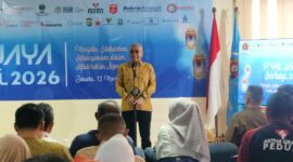 Persatuan Wartawan Indonesia (PWI) Provinsi DKI Jakarta kembali menggelar kegiatan sosial bertajuk PWI Jaya Berbagi 2026 pada Jumat (13/3). Dalam kegiatan tersebut, puluhan anak yatim piatu, kaum dhuafa, dan warakawuri menerima santunan serta bingkisan Ramadan di Sekretariat PWI Jaya, Gedung Prasada Sasana Karya, Jakarta Pusat.