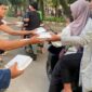 Foto: HIKMAHBUDHI Tangerang Selatan Gelar Aksi Berbagi Takjil Peringati HUT ke-14