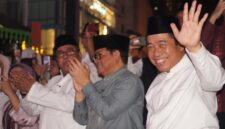 Gubernur DKI Jakarta Pramono Anung bersama Wakil Gubernur Rano Karno menghadiri perayaan malam takbiran bertajuk “Eid Mubarak Jakarta Rhythm of the Fountain” di Bundaran HI, Jumat (20/3) malam.