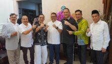 Jimly Asshiddiqie menekankan pentingnya menjaga tradisi Idulfitri sebagai momentum mempererat silaturahmi, tidak hanya di internal umat Islam, tetapi juga dalam konteks kebangsaan yang lebih luas.