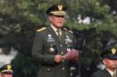 Foto: Seorang perwira tinggi TNI menyampaikan amanat saat memimpin upacara di lapangan terbuka, Jakarta, belum lama ini. Dalam kesempatan tersebut, ia menekankan pentingnya disiplin, profesionalisme, serta tanggung jawab prajurit dalam menjaga stabilitas dan keutuhan negara.