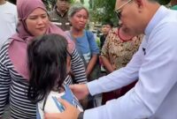 Foto: langsung dengan seorang anak berusia 10 tahun yang belum pernah mengenyam pendidikan dasar di kawasan Pasar Gaplok, Kelurahan Keramat, Senen, Jumat (27/3/2026).