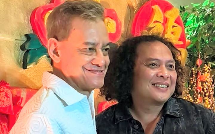 Foto: Fariz Rm bersama Penasihat Hukum Deolipa Yumara. (Dok-Istimewa)