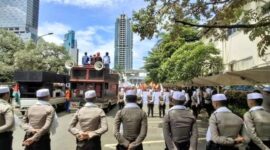Foto: Polisi berpeci dikerahkan untuk kawal demo selama bulan Ramadan 2026 (Dok-Polda Metro Jaya)