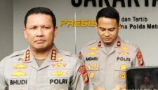 Foto: (kiri) Kepala Bidang Hubungan Masyarakat Polda Metro Jaya, Kombes Pol Bhudi Hermanto. (Dok-Humas Polri)