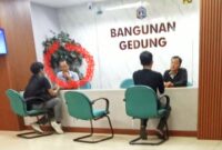 Foto: Keberadaan seorang pria berinisial MM yang disebut-sebut berprofesi sebagai wartawan memicu tanda tanya di lingkungan Suku Dinas Cipta Karya, Tata Ruang, dan Pertanahan (CITATA) Jakarta Barat. (Dok-Istimewa)