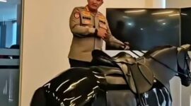 Foto: Tangkapan layar Video viral yang diunggah oleh Kasubdit Cakkal Ditpolsatwa Korsabhara Baharkam Polri, Gatot Aris Purbaya, melalui akun Instagram pribadinya. (Dok-Istimewa)