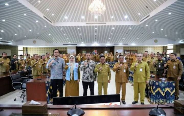 Foto: Proses penilaian, tim dari KPK melaksanakan kegiatan observasi terhadap Kota Tangerang sebagai calon percontohan kabupaten/kota antikorupsi. Kegiatan ini digelar di Ruang Akhlakul Karimah, Pusat Pemerintahan Kota Tangerang, Selasa (10/3/2026). (Dok-Istimewa)