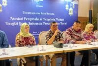 Foto: Agenda silaturahmi strategis yang diselenggarakan oleh Dewan Pengurus Daerah Tingkat I (DPD I) Provinsi Jawa Barat di Bandung. Memperkuat konsolidasi organisasi dan mempercepat pengembangan ekosistem Program Makanan Bergizi Gratis (MBG) secara nasional. (Dok-Istimewa)
