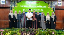 Foto: Kelurahan Cakung Barat secara resmi menutup rangkaian kegiatan Gema Ramadhan 1447 H melalui agenda Magrib Mengaji yang dirangkai dengan buka puasa bersama. Kegiatan ini berlangsung di aula kelurahan pada Jumat (13/3/2026). (Dok-Istimewa)