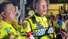 Foto: Kombes Pol. Komarudin Dirlantas Polda Metro Jaya di Bundaran HI, Jumat dini hari (20/3/2026). (Dok-suarasurabaya.net/Lea Citra Santi Baneza)