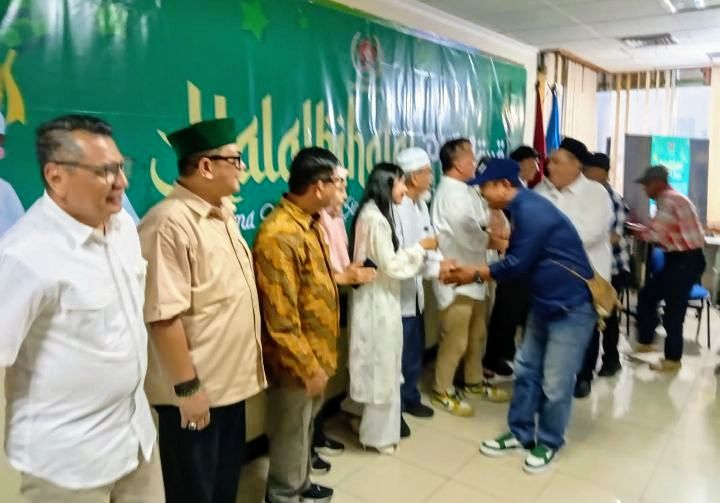 Foto: Suasana hangat dan penuh keakraban mewarnai gelaran halalbihalal Persatuan Wartawan Indonesia (PWI) Jaya yang berlangsung di Gedung Prasada Sasana Karya, Petojo, Jakarta Pusat, Senin (30/3/2026). (Dok-Istimewa)