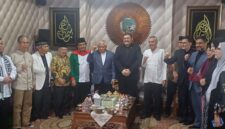 Duta Besar Republik Islam Iran untuk Indonesia, Mohammad Boroujerdi, menggalang dukungan dari tokoh-tokoh Islam di Indonesia untuk mendorong kampanye anti-perang di tengah konflik yang masih berlangsung di Iran.