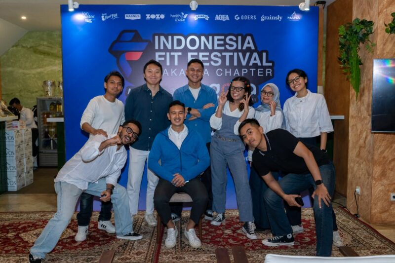 Foto: Sejumlah panitia dan kolaborator berpose bersama saat peluncuran Indonesia Fit Festival (IFF) Jakarta Chapter 2026 di Jakarta, belum lama ini. Ajang bertema “The Sweat Awakening” tersebut akan digelar pada 16–17 Mei 2026 di Agora Mall, Jakarta Pusat, dengan mengusung konsep perpaduan olahraga, musik, dan gaya hidup urban.