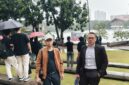 Forum Penegakan Hukum Indonesia (FOPHI) yang diwakili oleh Ketua Rudy Marjono,SH bersama Divisi Legal Lefrand Othniel Kindangen,SH kedua sama2 berprofesi sebagai Advokat berpartisipasi ikut menghadiri kegiatan Seruan Aksi Simbolis 11 Tahun Kasus Akseyna” yang diselenggarakan oleh Badan Eksekutif Mahasiswa Universitas Indonesia di kawasan Danau Kenanga.