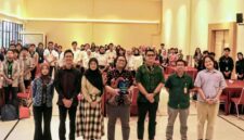 Foto: Badan Eksekutif Mahasiswa Universitas Pembangunan Jaya bersama 2030 Youth Force Indonesia menggelar BEM TALKS bertajuk “Tutorial Membangun Karier Hijau dari Saat Kuliah” di Aula Gedung B Universitas Pembangunan Jaya, Bintaro, Kamis (2/4/2026). (Dok-Istimewa)
