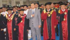 Sebanyak 466 wisudawan resmi dikukuhkan, terdiri atas 5 doktor, 385 magister, dan 76 sarjana. Momentum ini menjadi penanda keberhasilan Unhan RI