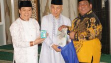 Momentum Halal Bihalal dimanfaatkan sebagai ajang mempererat silaturahmi dan memperkuat ukhuwah Islamiyah oleh keluarga besar Badan Komunikasi Pemuda Remaja Masjid Indonesia (BKPRMI) bersama pengurus dan jamaah Masjid Al Husna.