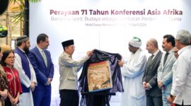 Kementerian Kebudayaan menggelar peringatan 71 tahun Konferensi Asia Afrika (KAA) di Hotel Savoy Homann, Senin (20/4). Acara ini mengusung tema “Bandung Spirit: Budaya sebagai Jembatan Perdamaian Dunia” sebagai upaya menghidupkan kembali semangat Dasasila Bandung di tengah dinamika global.