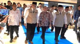memperketat pengawasan terhadap penyelenggaraan ibadah haji tahun 2026. Pengawasan ini dilakukan untuk memastikan kualitas pelayanan kepada jemaah tetap optimal di tengah proses transisi kelembagaan serta dinamika geopolitik di kawasan Timur Tengah.