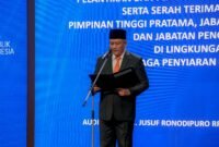 Foto: Direktur Utama Radio Republik Indonesia Hendrasmo memberikan sambutan saat pelantikan pejabat eselon II, III, dan IV di lingkungan RRI, Jakarta, Selasa (27/5/2026)