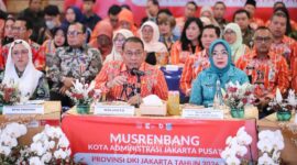Foto: Wali Kota Administrasi Jakarta Pusat, Arifin, menyampaikan paparan saat Rapat Pleno Musyawarah Perencanaan Pembangunan (Musrenbang) Kota Administrasi Jakarta Pusat Tahun 2026 di Kantor Wali Kota Jakarta Pusat, Kamis (2/4/2026)