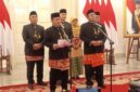 Gubernur DKI Jakarta, Pramono Anung Wibowo, memberikan keterangan usai melantik sejumlah pejabat tinggi pratama di Balai Kota Jakarta, Rabu (15/4/2026).