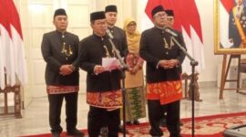 Gubernur DKI Jakarta, Pramono Anung Wibowo, memberikan keterangan usai melantik sejumlah pejabat tinggi pratama di Balai Kota Jakarta, Rabu (15/4/2026).