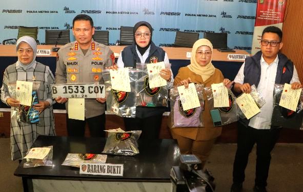 Foto: Konferensi Pers kasus dugaan tidak kekerasan seksual oleh driver online di Harmoni, Jakarta Pusat, Senin (6/4/2026). (Dok-Istimewa)
