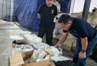 Foto: Polda Metro Jaya bersama Polres Metro Jakarta Barat mengungkap praktik industri rumahan narkotika berskala besar yang beroperasi secara tersembunyi di wilayah Mijen, Semarang. (Dok-Istimewa)