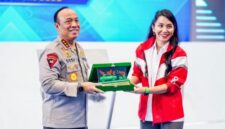 Foto: Wakil Kepala Kepolisian RI (Wakapolri), Komjen Pol Prof. Dr. Dedi Prasetyo, S.H., M.Hum., M.Si., M.M., Resmikan Peluncuran Super App Polri dalam forum Rapat Koordinasi (Rakor) Komite Teknologi Informasi dan Komunikasi (TIK) Polri Tahun Anggaran 2026, Selasa (14/4/2026), di Ballroom Hotel Mercure Ancol, Jakarta Utara. (Dok-Istimewa)