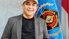 Foto: Sekretaris Jenderal Persatuan Wartawan Indonesia (PWI) Pusat, Zulmansyah Sekedang (Alm). (Dok-Istimewa)