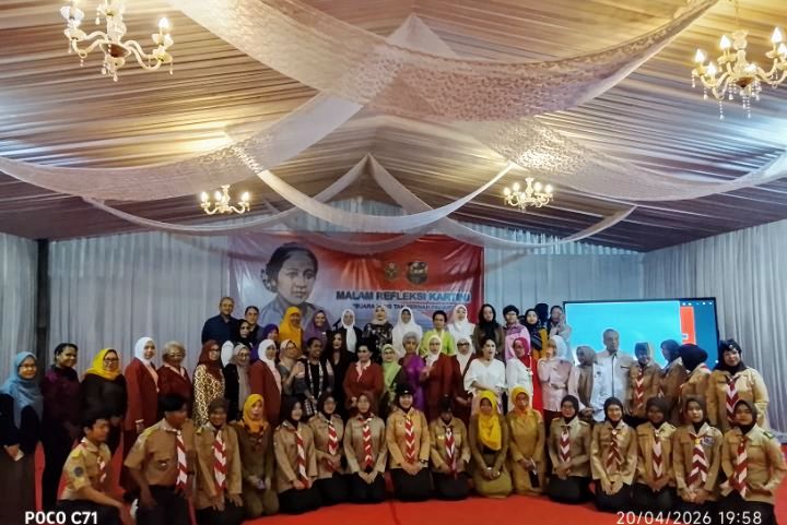 Foto: Dalam rangka memperingati Hari Kartini yang jatuh setiap 21 April, Komite Organisasi Wanita Indonesia (KOWANI) menggelar Malam Refleksi Kartini dengan tema “Suara Yang Tak Pernah Padam”. Acara berlangsung pada Senin malam, pukul 19.00 WIB, di Gedung DPP KOWANI, Jalan Imam Bonjol, Jakarta. (Dok-okj/fn)