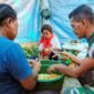 Foto: Para mama-mama Papua yang mengambil peran penting di dapur umum guna mendukung operasional Satgas TMMD, Sabtu (25/4/2026). (Dok-Istimewa)