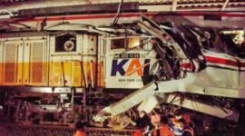 Foto: Kecelakaan kereta yang melibatkan KA Argo Bromo Anggrek dan KRL Commuter Line di Stasiun Bekasi Timur, Senin (27/4/2026) malam. (Dok-Istimewa)