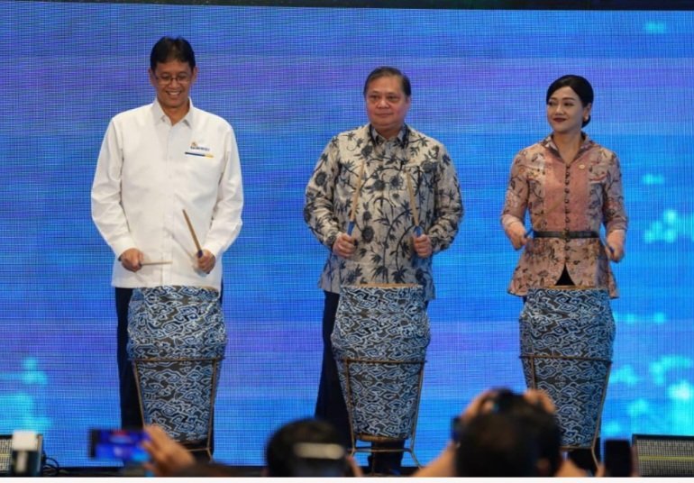 Pemerintah terus mendorong penguatan struktur perekonomian nasional melalui pendalaman sektor keuangan dan peningkatan partisipasi masyarakat, di tengah ketidakpastian global yang masih berlangsung.